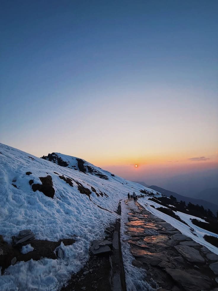 Chopta Chandrashila & Deoriatal: Winter Summit Trek